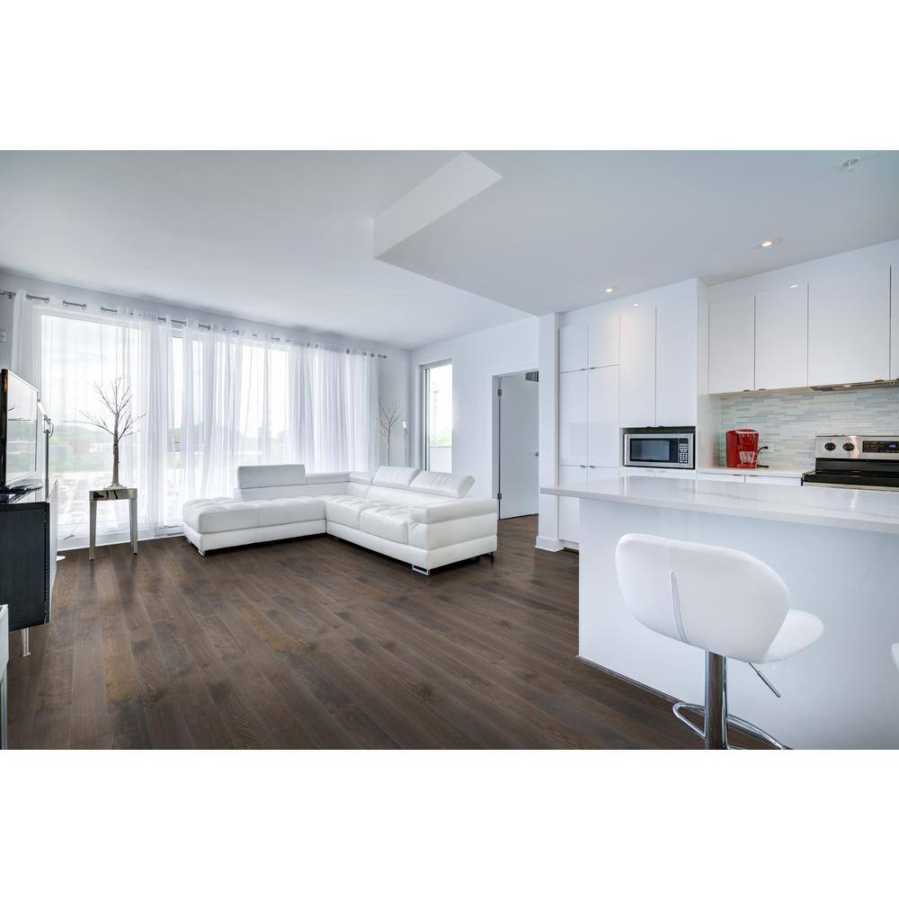 A&A Surfaces Woodridge Derlin Oak in. T x 6.5 in. W Waterproof Wire Brushed Engineered Hardwood Flooring (21.7 sqft/case)