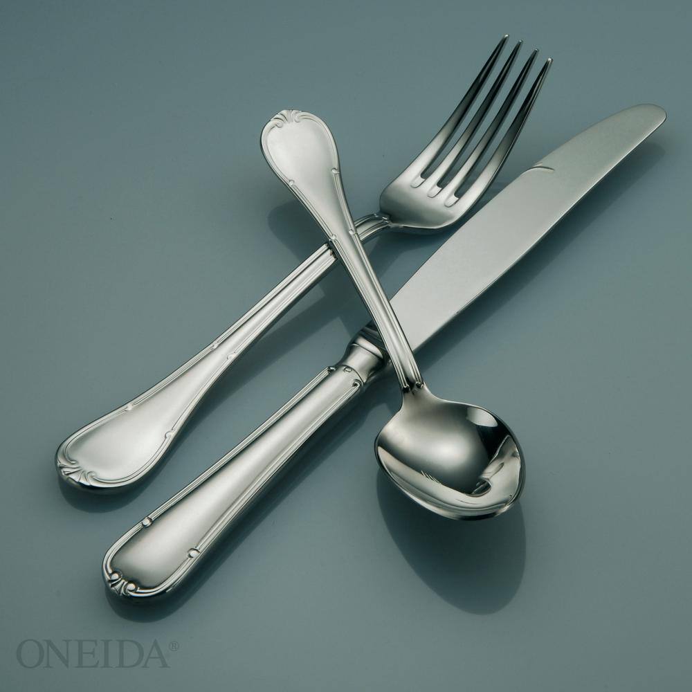 Oneida Titian 18/0 Stainless Steel Fish Knives (Set of 12)