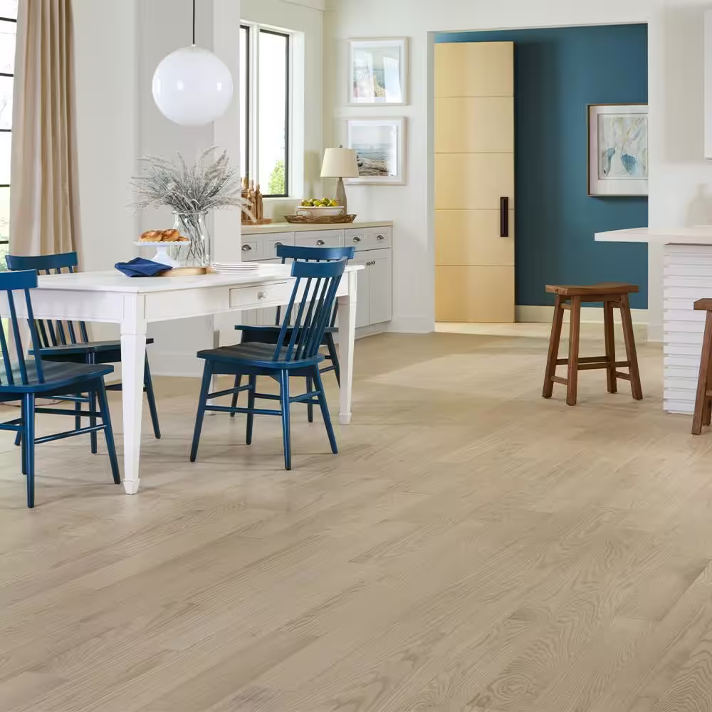 Blue Ridge Hardwood Flooring Northern Coast Thin Ice Oak 3/4 in. Thick x 4 in. Width x Random Length Solid Hardwood Flooring (16 sqft/case)